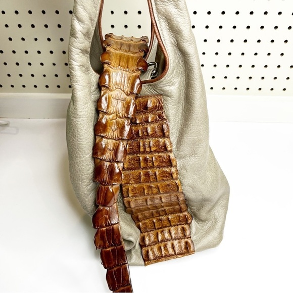 Moo Moo Designs | Crocodile & Leather Handbag - Picture 7 of 8